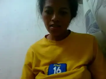 Chaturbate Watch Live Sex Cams of henitsaldy