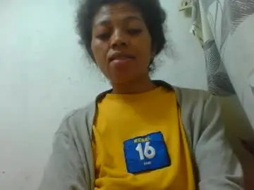 Chaturbate Live Sex of henitsaldy