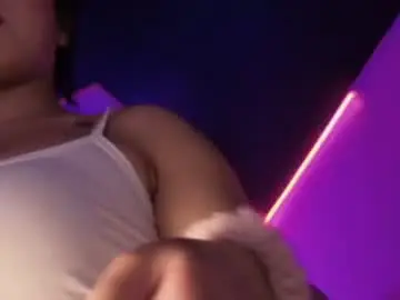 Chaturbate Live Sex Cam of grupojade