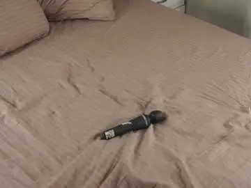 Chaturbate Best live sex cam show of lipswithsmileonthem