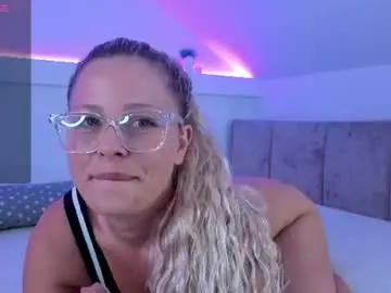 Chaturbate Free Porn Cam of blueyeskate