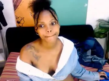 Chaturbate Live Sex of tyrabangz