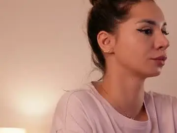 Chaturbate Live Sex Cam of flirty_fawn