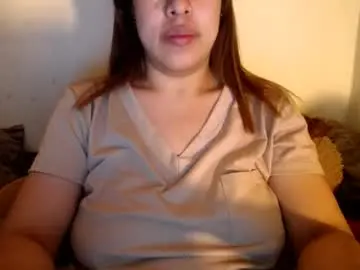 Chaturbate Live Sex Cam of alynfoxx