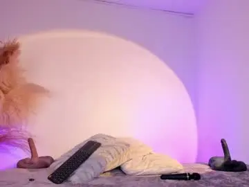 Chaturbate Live Sex Cam of scarlett_keitt