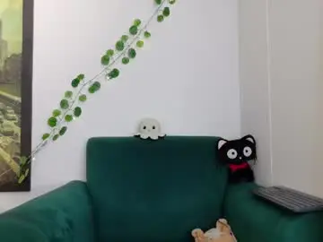 Chaturbate Live Sex Cam of kittyzenn