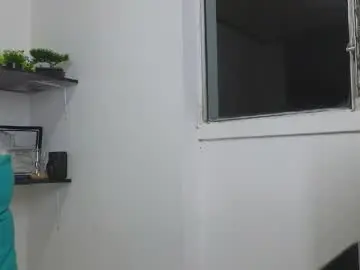 Chaturbate Adult Webcam of cristal_hot07