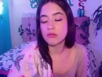 Chaturbate Live Sex Cam of isa__rodriguez