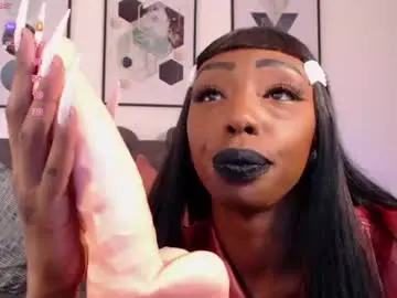Chaturbate Nude Webcam of missemilie1