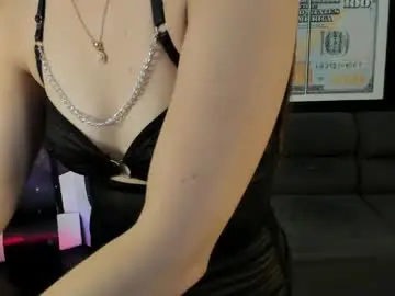 Chaturbate Free Porn Cam of lucianamoreau_