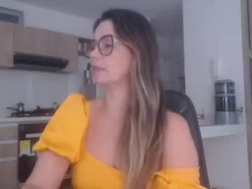 Chaturbate Adult Video Chat of latinpaprika