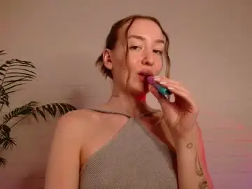 Chaturbate Live Sex Cam of whiteprincessluna