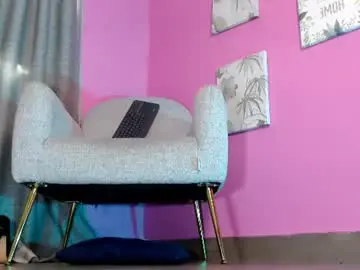Chaturbate Adult Webcam of emily_oxx