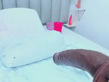 Chaturbate Best live sex cam show of keyllaa_