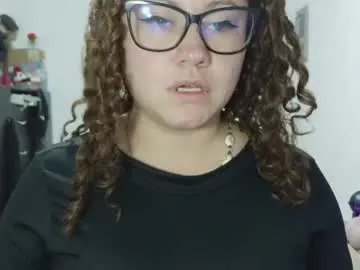 Chaturbate Sex Cam of curly_greeneyed