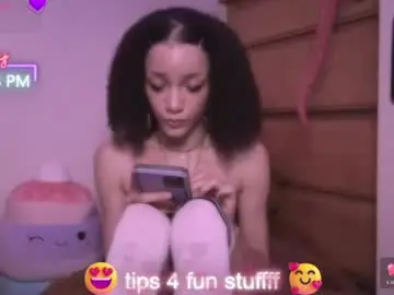Chaturbate Watch Live Sex Cams of abruisedpeach