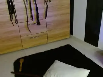 Chaturbate Live Sex of cuteisabella_a