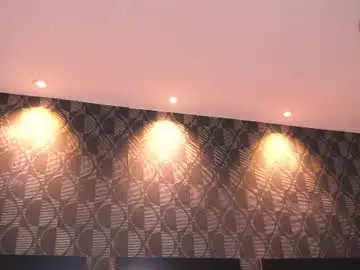 Chaturbate Live Sex Cam of sharomross