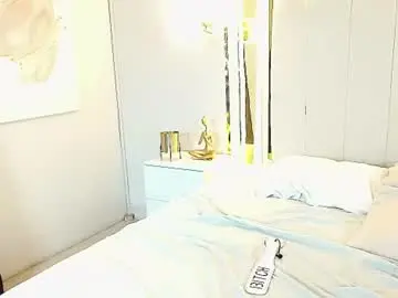 Chaturbate Live Sex Cam of lilith_noirf1