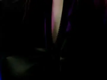 Chaturbate Sex Chat of iris_lave