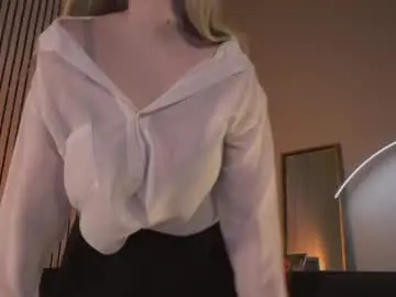 Chaturbate Watch Live Sex Cams of snowflakeskitty