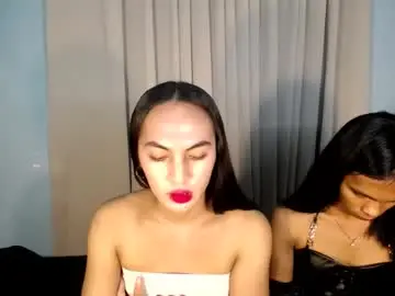 Chaturbate Live Sex Cam of yumiexx