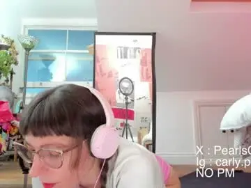 Chaturbate Free Porn Cam of carlypearls