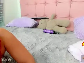 Chaturbate Free Porn Cam of luna_blackk_