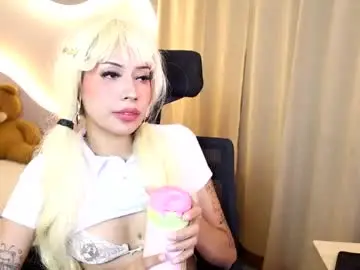 Chaturbate Live Sex Cam of pinky_dolly_molly