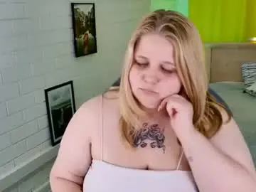 Chaturbate Adult Video Chat of sladadeew