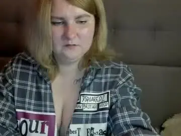 Chaturbate Live Sex Cam of cherryrushh