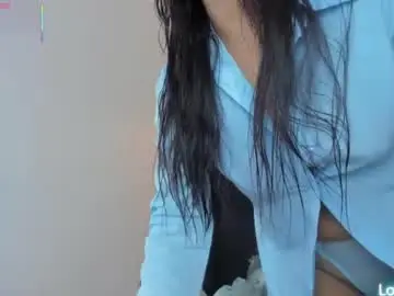 Chaturbate Adult Webcams of isabella_florez22