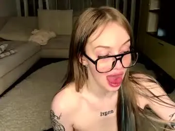 Chaturbate Sex Cam of hip_hop_baby