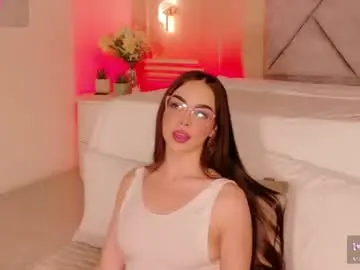 Chaturbate Live Porn of maddisonevanns