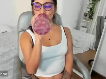Chaturbate Adult Webcams of martiiinaa_