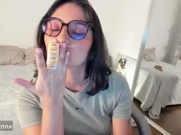 Chaturbate Sex Chat of martiiinaa_