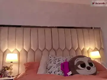Chaturbate Live Porn of alejaramillo_