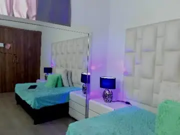 Chaturbate Adult Video Chat of ariana_rouse_
