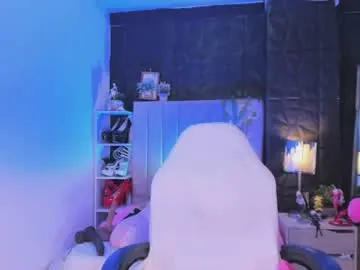 Chaturbate Live Sex Cam of hairyybunny1811