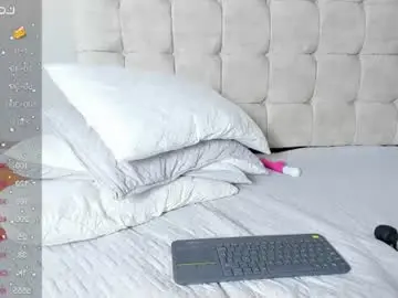 Chaturbate Sex Chat of mia_dolls18