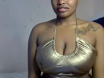 Chaturbate Live Sex Cam of pretty_daina3