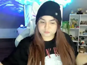 Chaturbate Live Sex Cam of ravengirl011