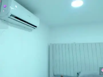 Chaturbate Nude Webcam of shelynna_azzul