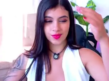 Chaturbate Live Porn of emily_jones3