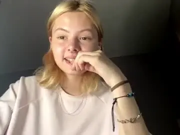 Chaturbate Sex Cam of richellearmentrout
