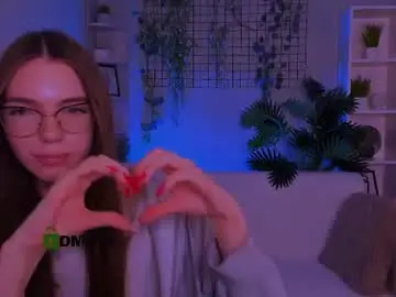 Chaturbate Best live sex cam show of emilia_fly