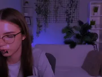 Chaturbate Free Live Porn of emilia_fly