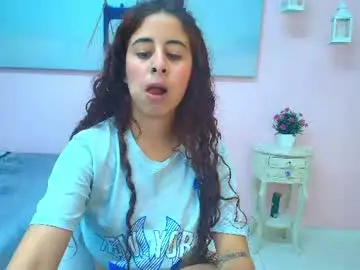 Chaturbate Live Sex Cam of scarlett_clyde