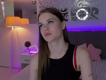 Chaturbate Live Sex Cam of luisaclover