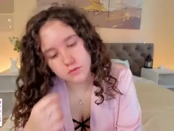 Chaturbate Live Sex Cam of ariella_sol